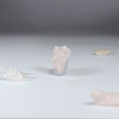 Trozo De Cuarzo Rosa Claro de 1 cm