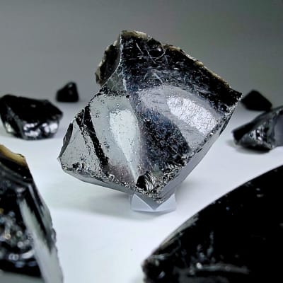 Trozo De Obsidiana Negra de 3.5 cm