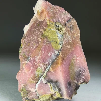 Trozo De Ópalo Rosado de 8 cm1