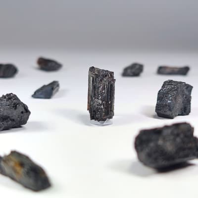 Trozo De Turmalina Negra de 1.5 cm