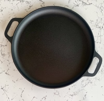 Plancha Pizza hierro fundido 35 cms