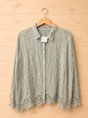 Blusa verde diseños encaje1
