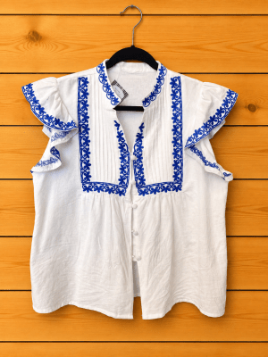 Blusa blanca manga corta bordados1