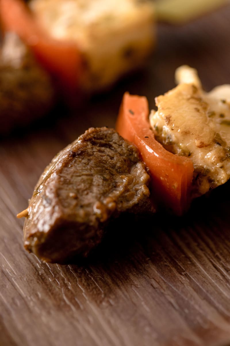 Mini Brochetas carne-pollo2