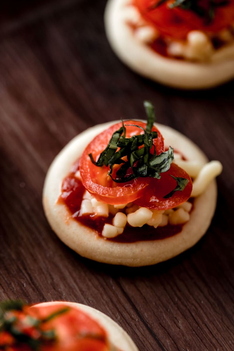 Mini Pizzas Tomate Albahaca2