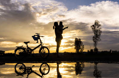 Los Accesorios de Bicicleta Imprescindibles para Madres Ciclistas