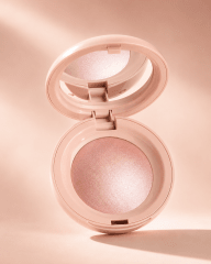 POSITIVE LIGHT SILKY TOUCH HIGHLIGHTER – MESMERIZE | RARE BEAUTY