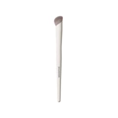 M132 ANGLED CONCEALER BRUSH