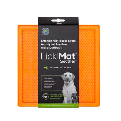 LICKIMAT SOOTHER ORANGE FOR DOG1