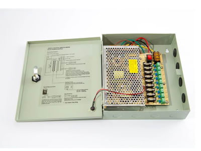 Fuente De Poder 12V 15A 9 CAM SWITCHING