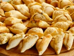 Empanada Coctel Mechada