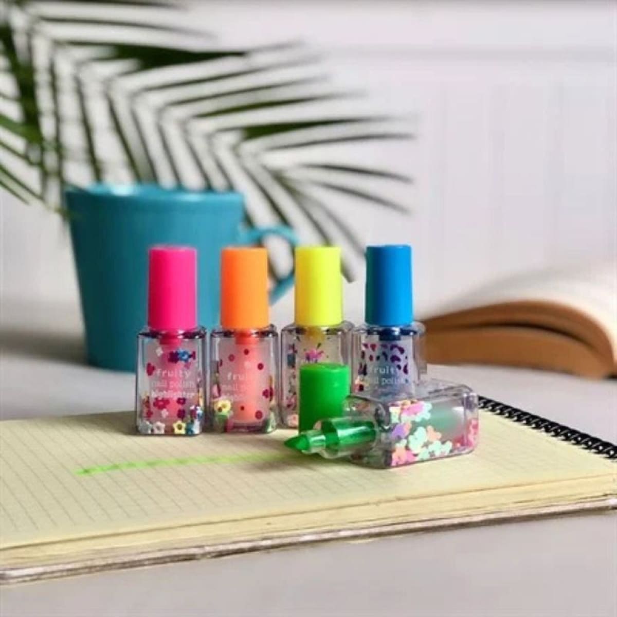 SET 4 DESTACADORES PINTURA DE UÑAS 27681 0