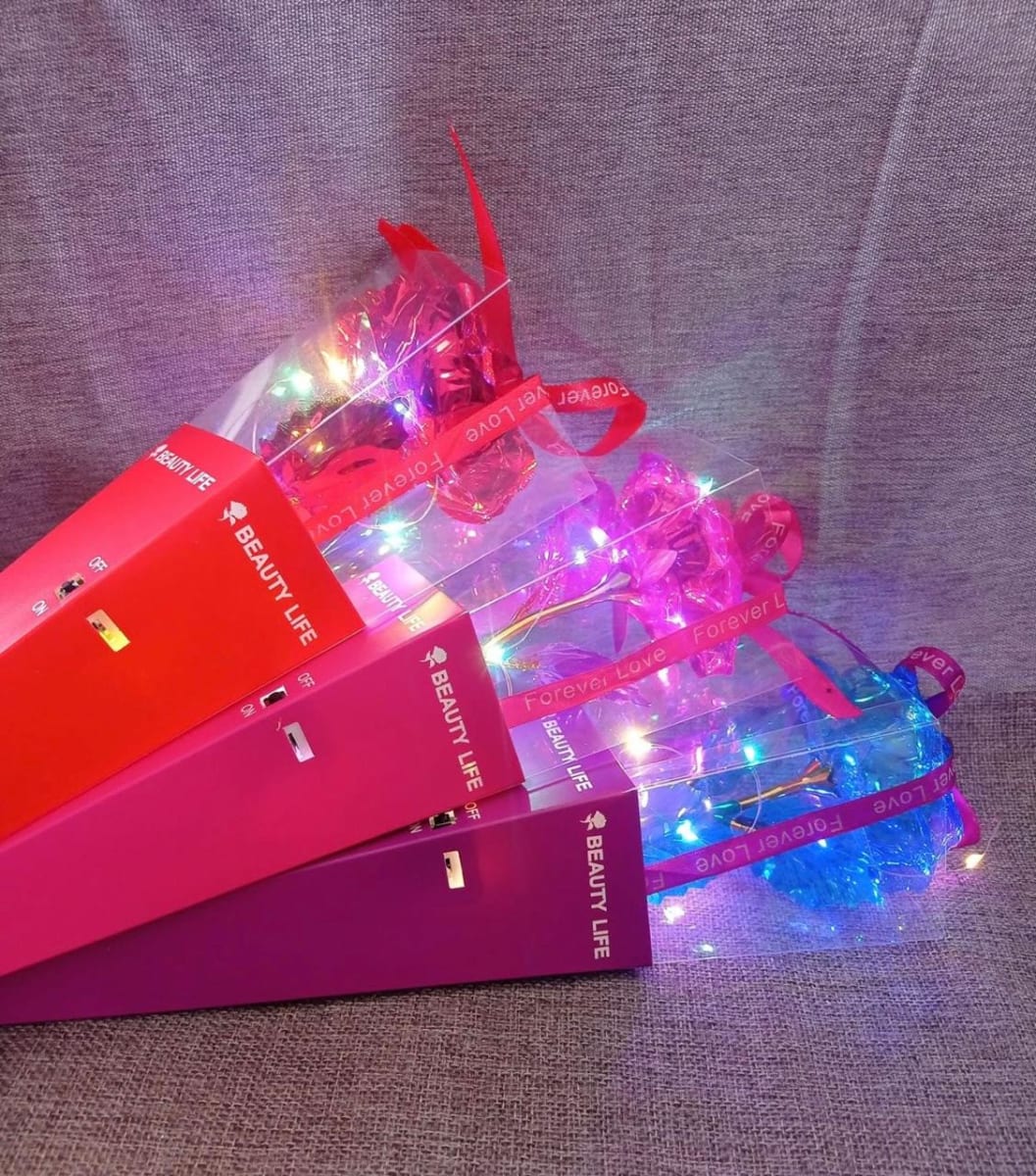 FLOR ETERNA CON LUCES 0