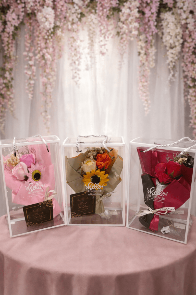 RAMO DE ROSAS HELLO3