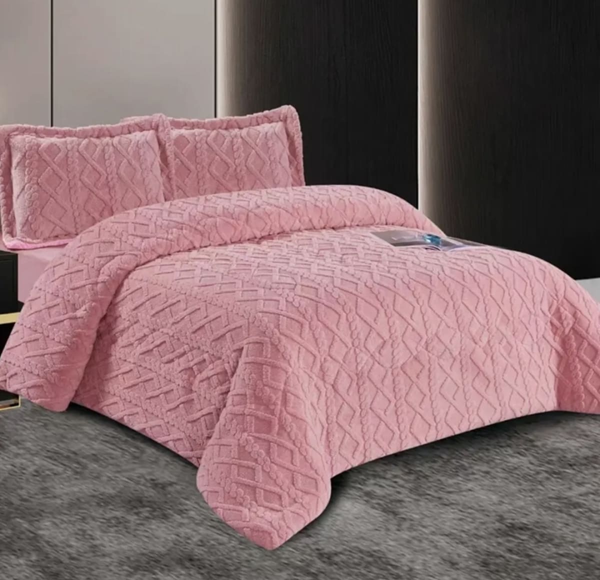 COBERTOR TRENZADO 2 PLAZAS + 2 FUNDAS 0