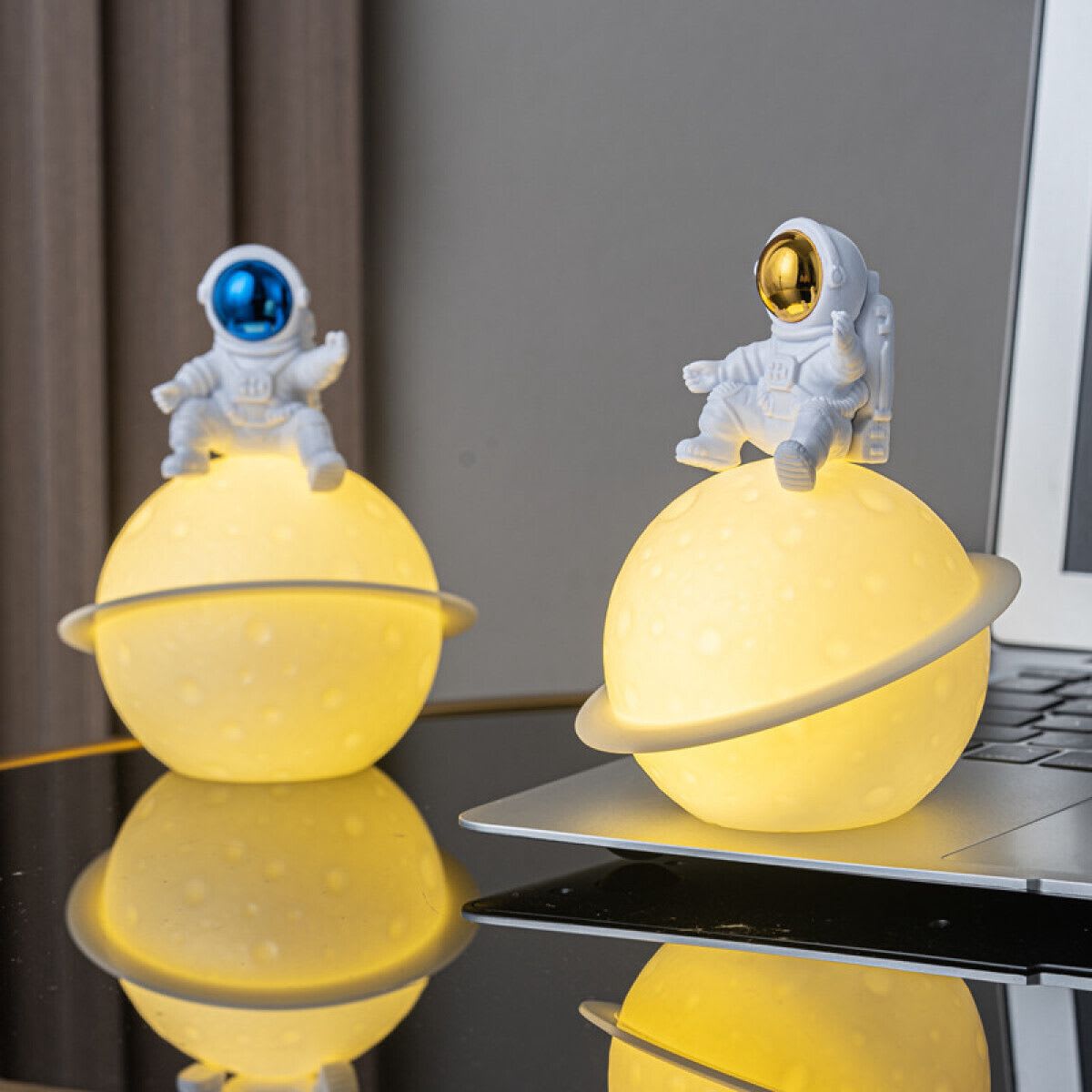 LAMPARA ASTRONAUTA4