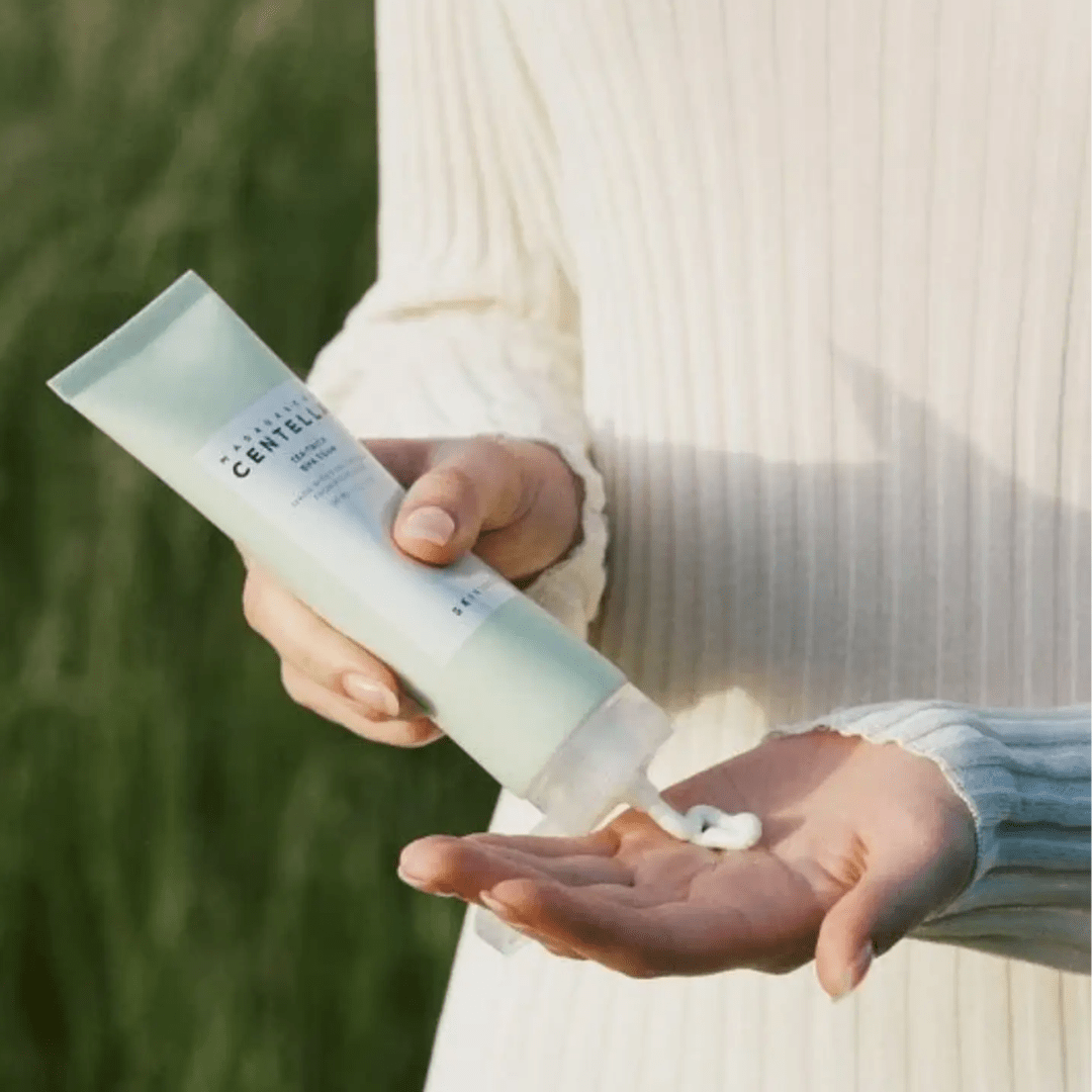 SKIN1004 Madagascar Centella Tea - Trica BHA Foam 125ml4