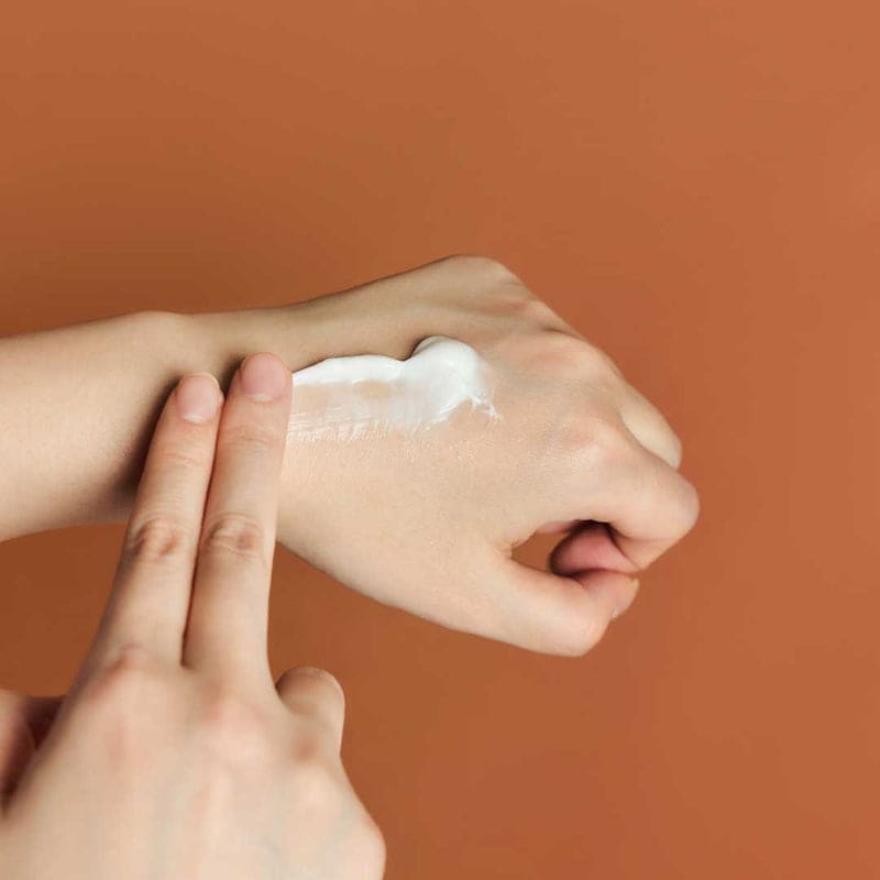 SKIN1004 Madagascar Centella Probio - Cica Enrich Cream 50ml6