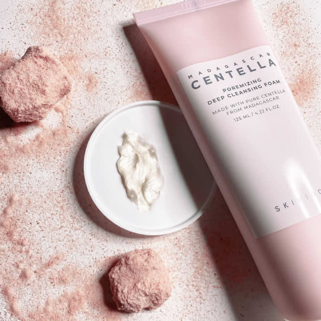 Skin1004 Centella Madagascar Poremizing Deep Cleansing Foam Limpiador 125ml7