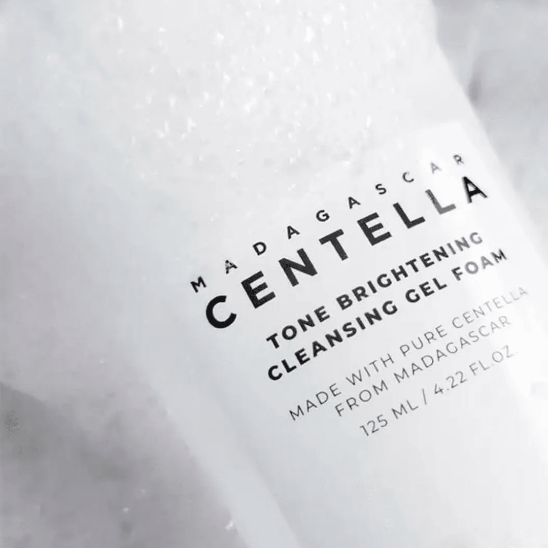 SKIN1004 Madagascar Centella Tone Brightening Cleansing Gel Foam 125ml1