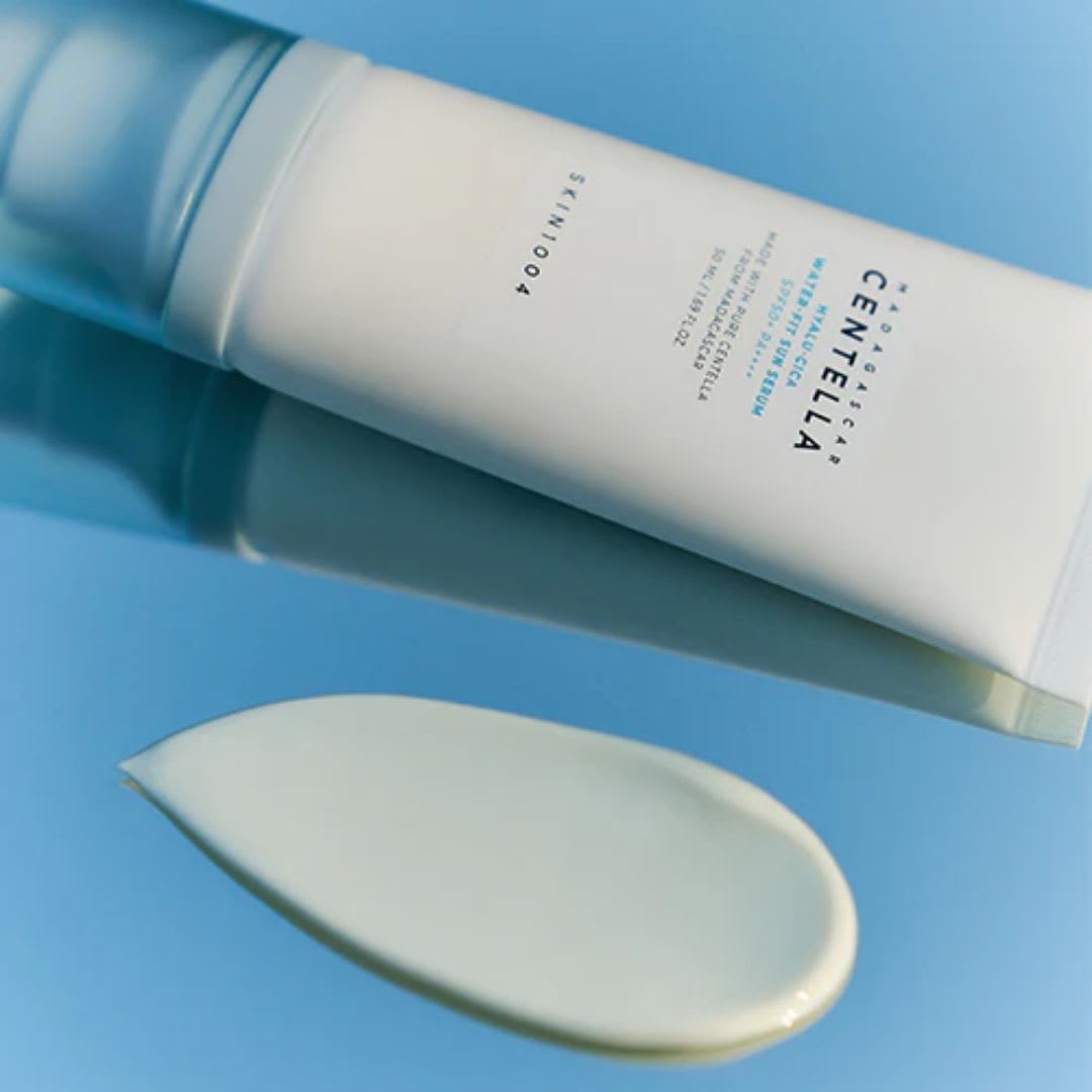 SKIN1004 Madagascar Hyalu - Cica Water Fit Sun Serum 50ml (Protector Solar)6