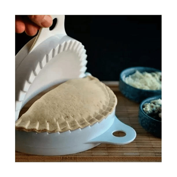 MOLDE PARA EMPANADAS 0