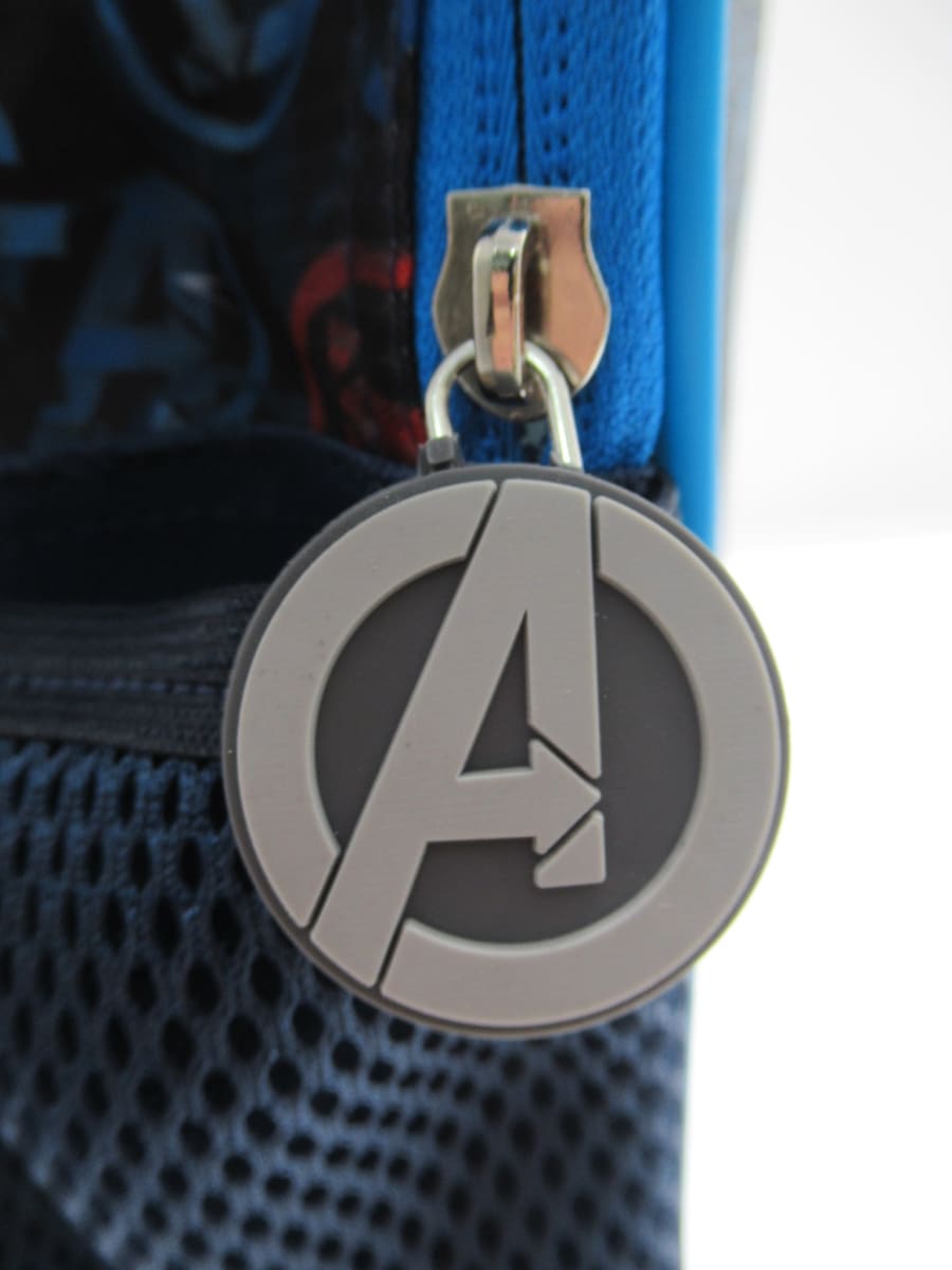 MOCHILA CON RUEDAS AVENGERS 144