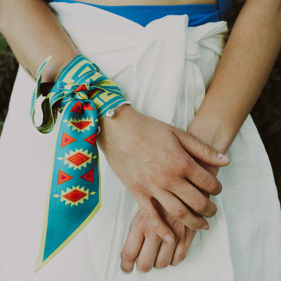 TWILLY 100% SEDA NATURAL SÍMBOLOS QUINCE BLUE