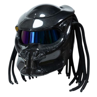 Casco depredador coleccionable fibra de carbono con luz