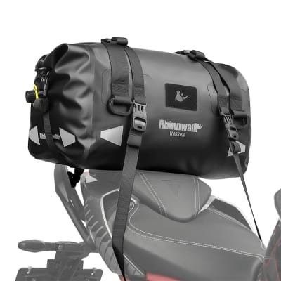 Bolso cola moto rhinowalk mys2403 warrior 40lts impermeable1