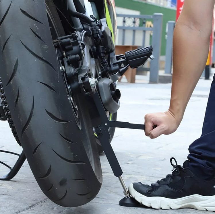 Elevador de moto lateral para mantenimiento ajustable2