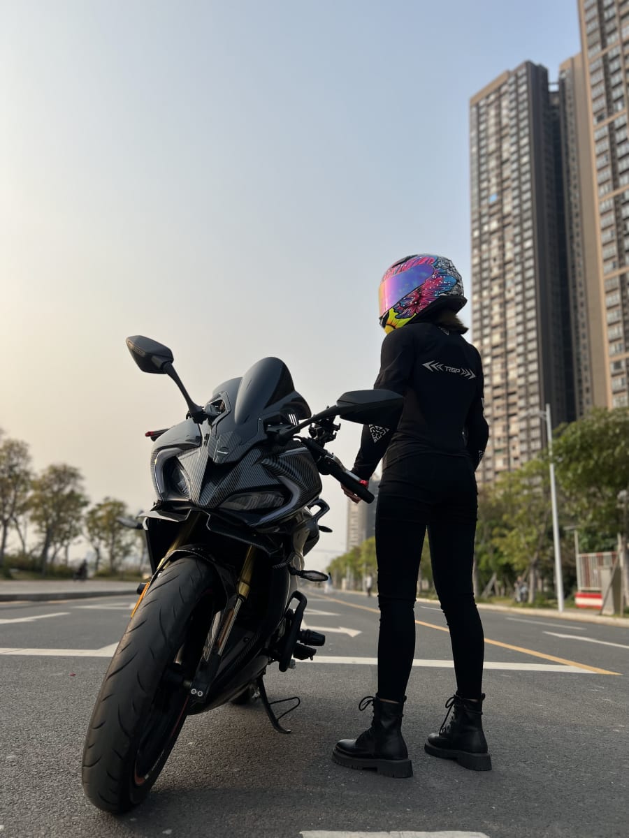 Chaqueta para moto mujer con protecciones tiger racing tr-h5s3