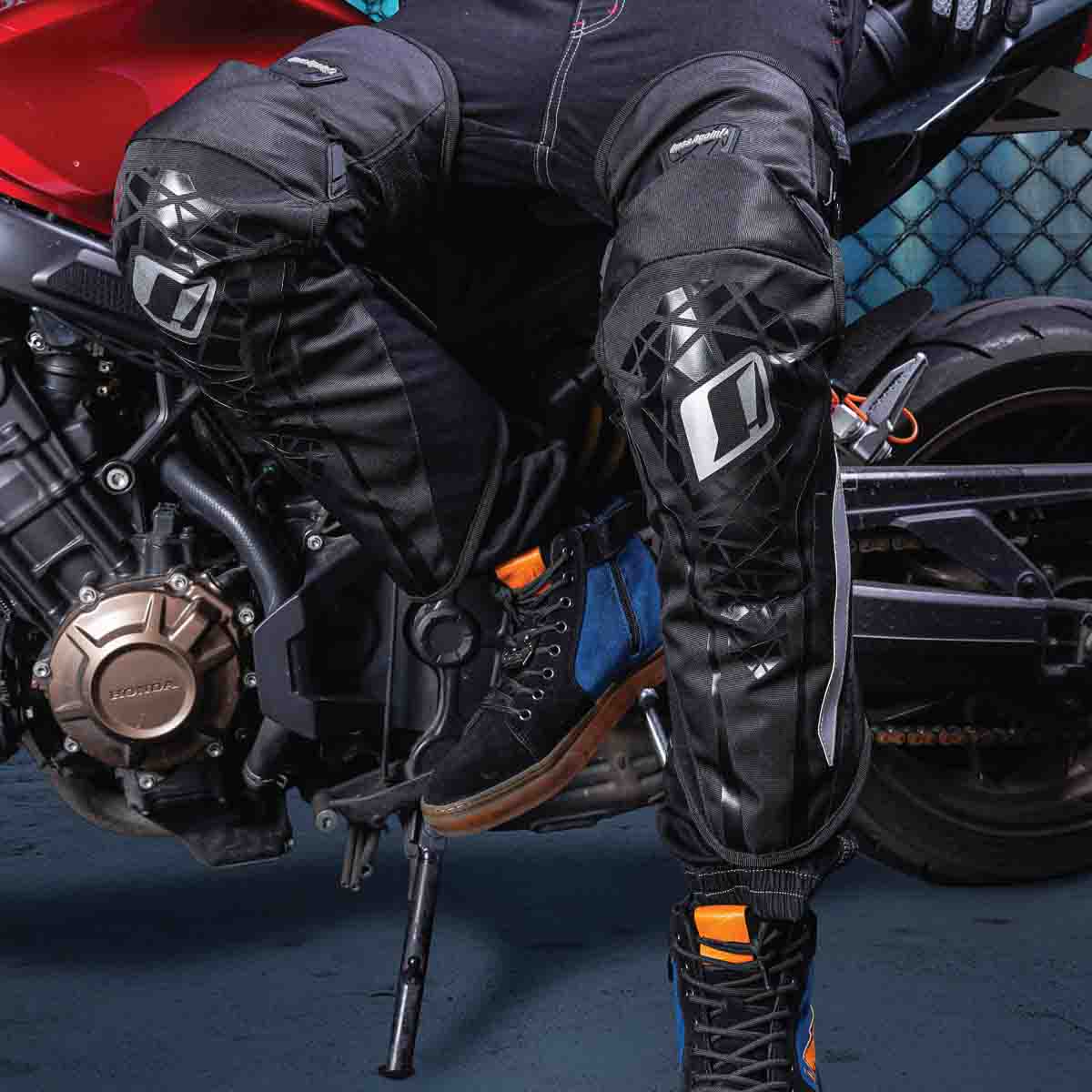 SET DE RODILLERAS PARA MOTO ONES AGAIN KP08 INVERNALES3