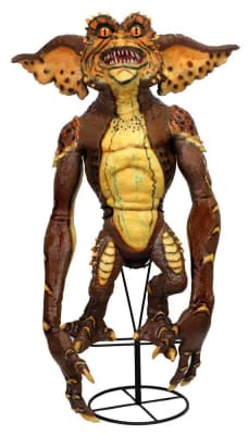 Gremlins Prop Replicas Gremlins 2 Stunt1