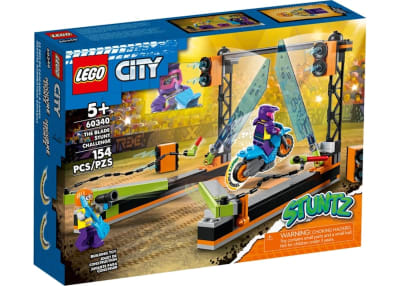 LEGO CITY DESAFÍO ACROBÁTICO: ESPADAS2