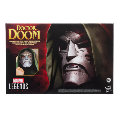 MARVEL LEGENDS DOCTOR DOOM CASCO2
