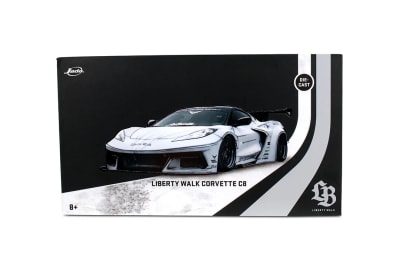 Chevrolet Corvette C8 de Liberty Walk, vehículo a escala 1:241