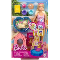 BARBIE FIESTA EN LA PISCINA CON PERRITOS