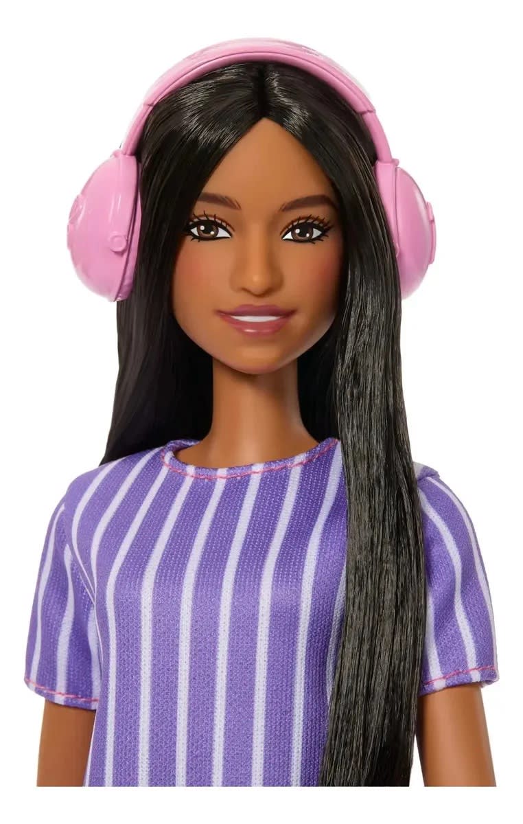 BARBIE AUTISTA CON ACCESORIOS2