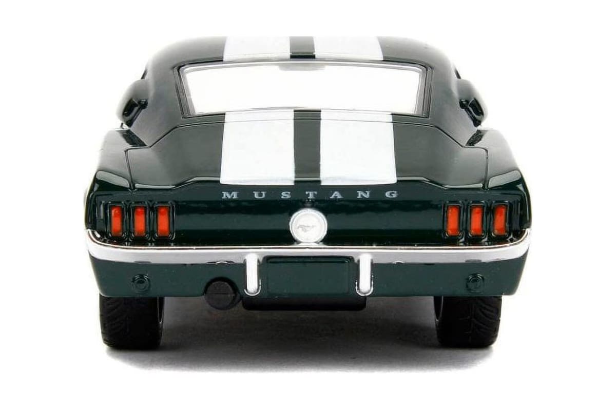 JADA TOYS FAST AND FURIOUS  1967 FORD MUSTANG 627C GREEN4