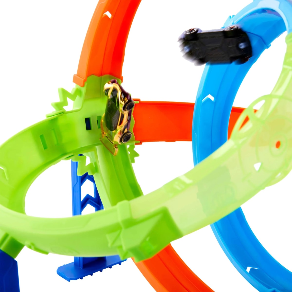 HOT WHEELS PISTA DE ACROBACIAS LANZA Y CHOCA2