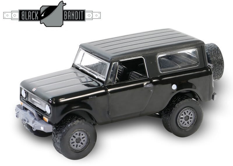 1:64 Black Bandit Series 29 - 1969 Harvester Scout Lifted Solid Pack1