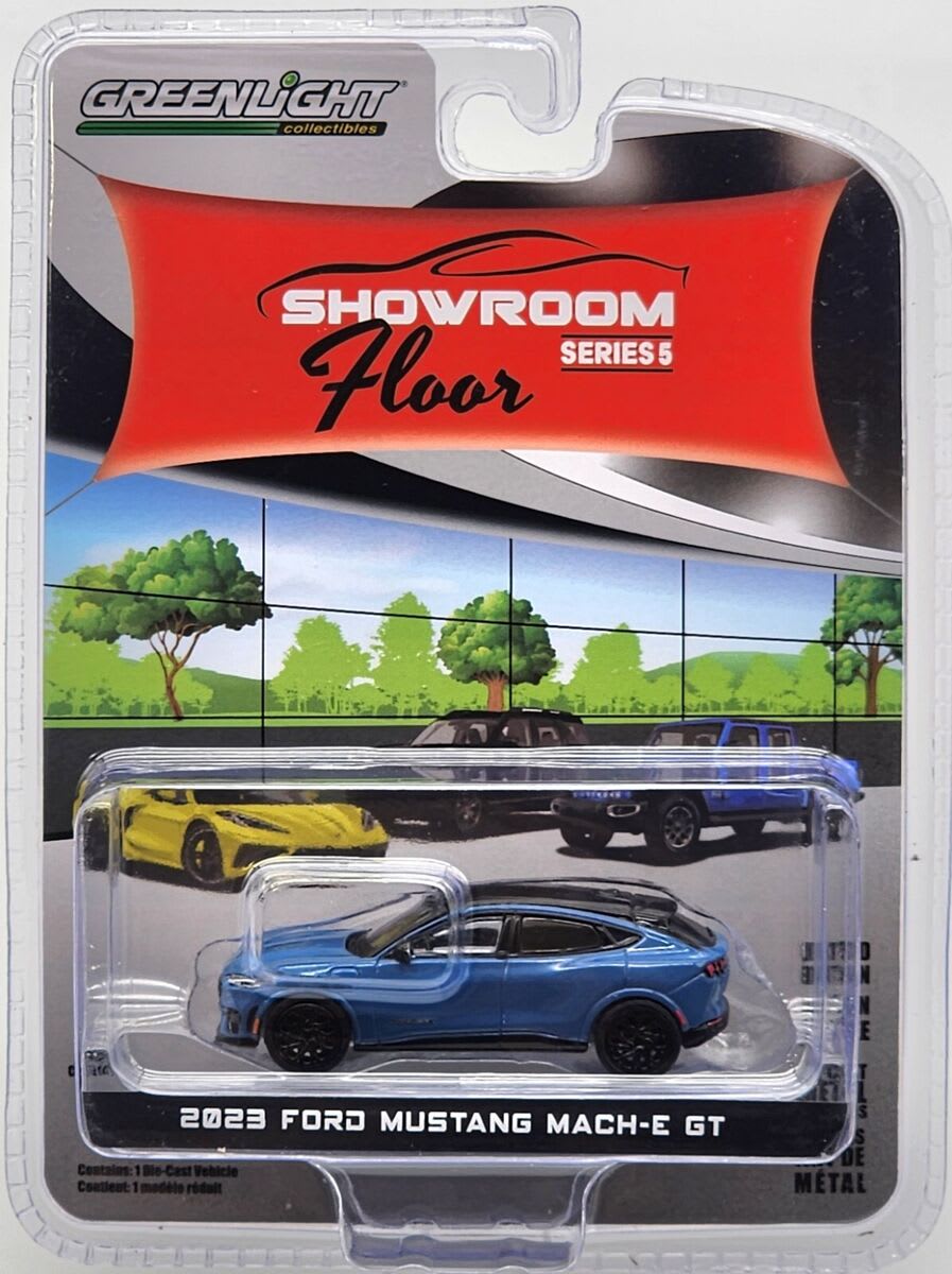 1:64 Showroom Floor Series 4 Ford Mustang Mach-E GT 0