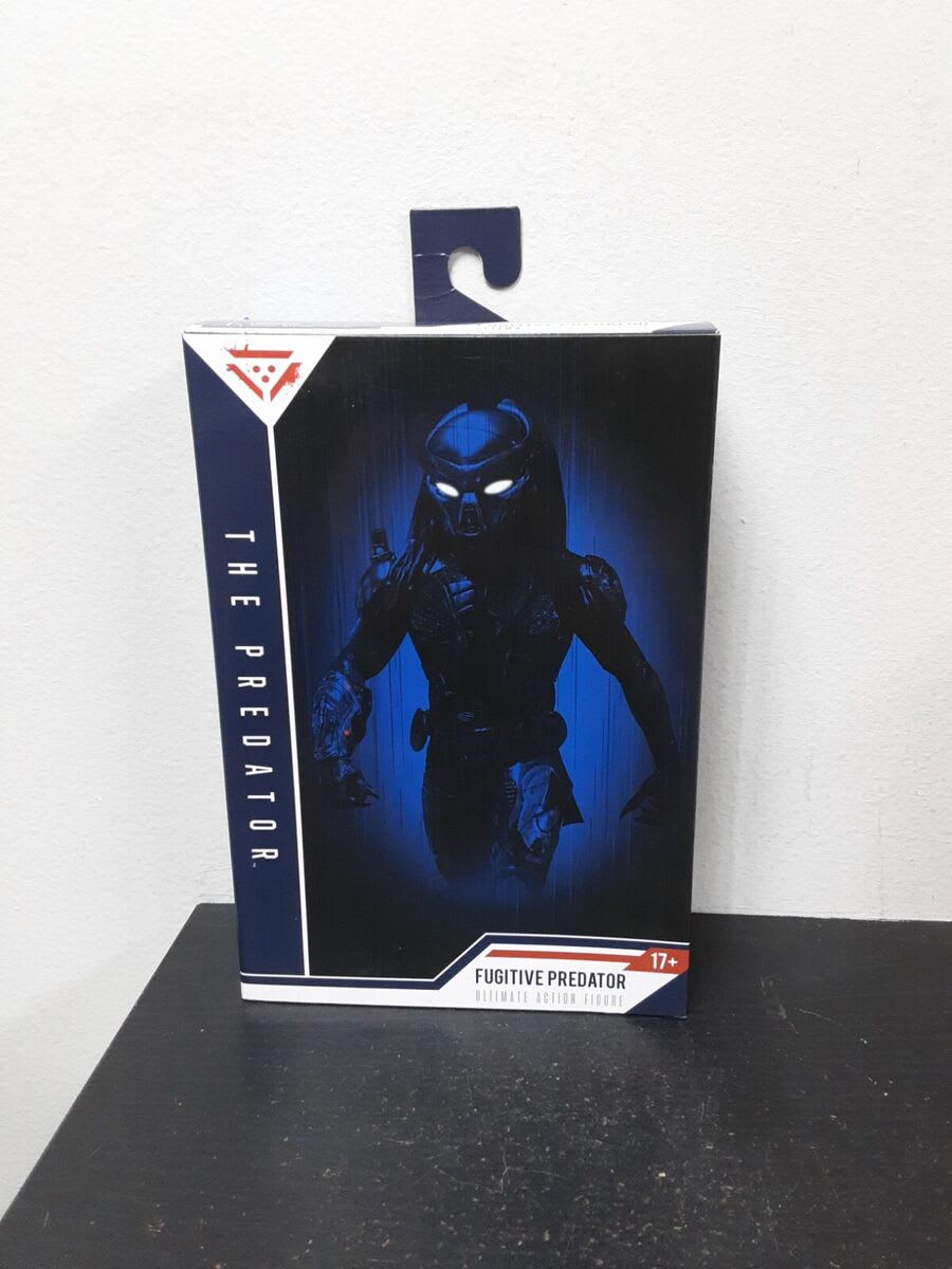 The Predator (2018) 7  Figures - Fugitive Predator Ultimate Edition 1