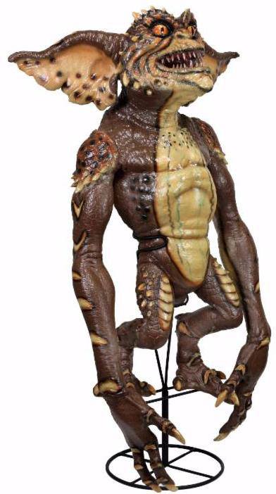Gremlins Prop Replicas Gremlins 2 Stunt4