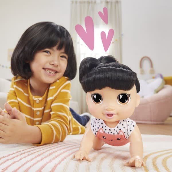 BABY ALIVE GATEA Y JUEGA - KATIE KAT HASBRO