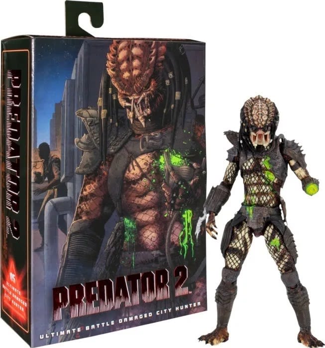 PREDATOR 2, ULTIMATE BATTLE DAMAGED - NECA