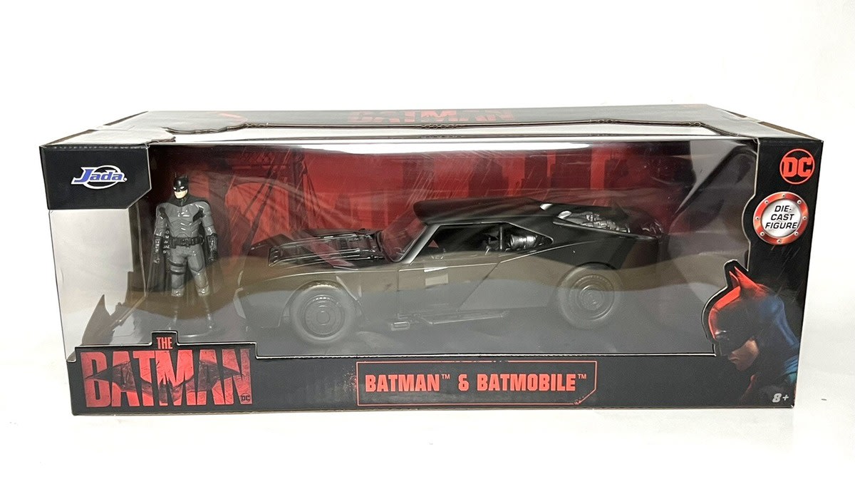2.75+1:24 | Batmobile | 2022 Batmobile W/Batman Figure JADA