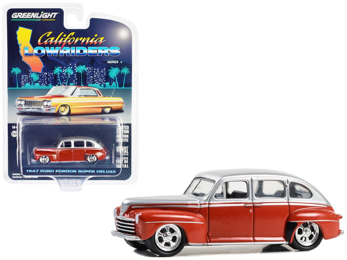 1:64 California Lowriders 1947 FORD FORDOR SUPER DELUXE GREENLIGTH