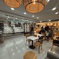 La Fabrica / Casa Matriz